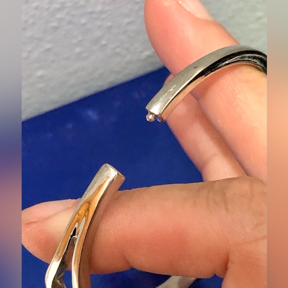 CZ STAINLESS STEEL Bangle - Picture 8 of 13